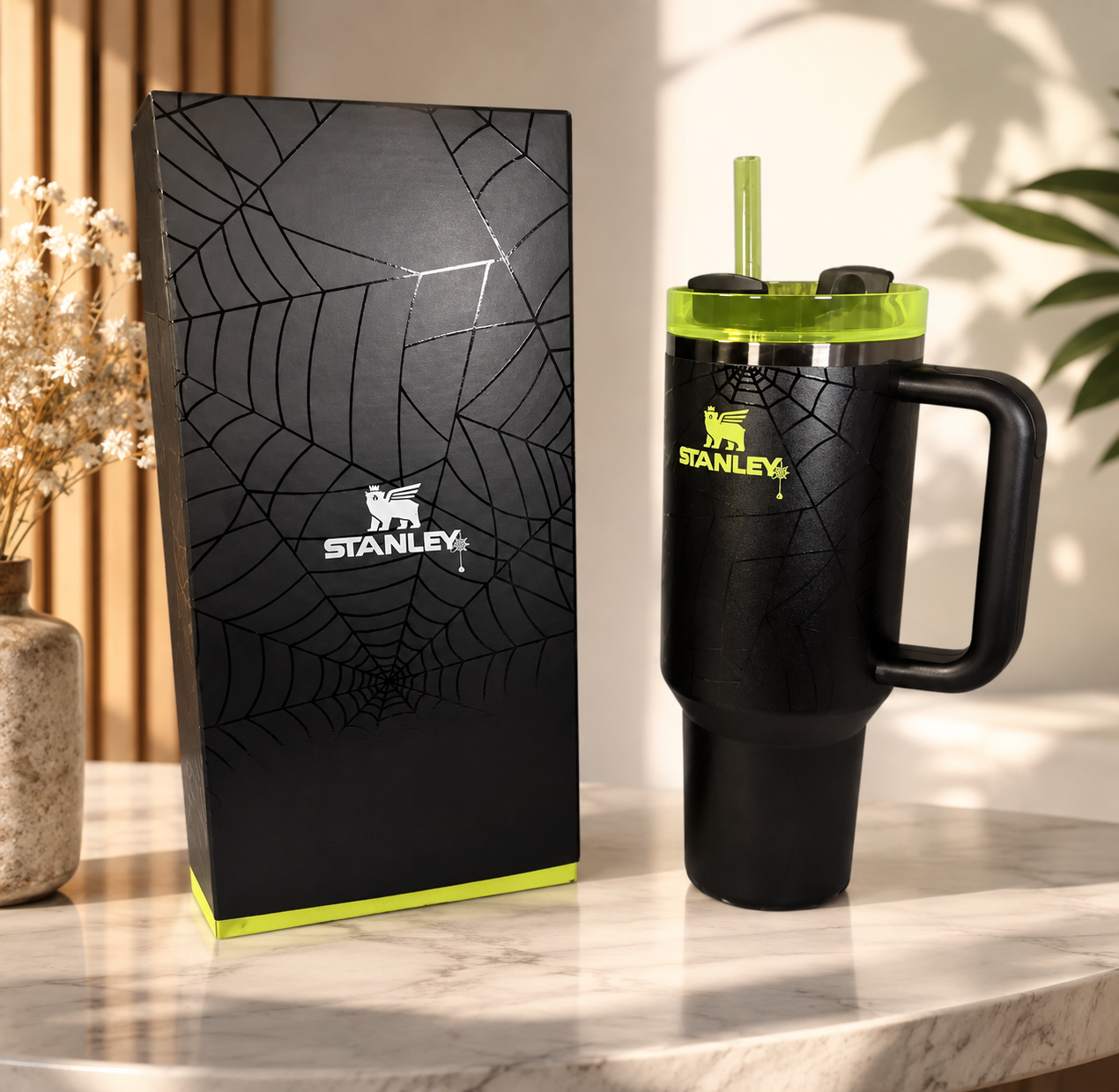Stanley HALLOWEEN WEB GLOW H2.0 40oz Tumbler