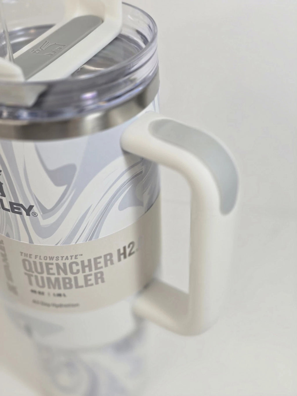 Stanley Adventure Quencher H2.0 Flowstate Tumbler 40 oz Polar Swirl Handle Cup