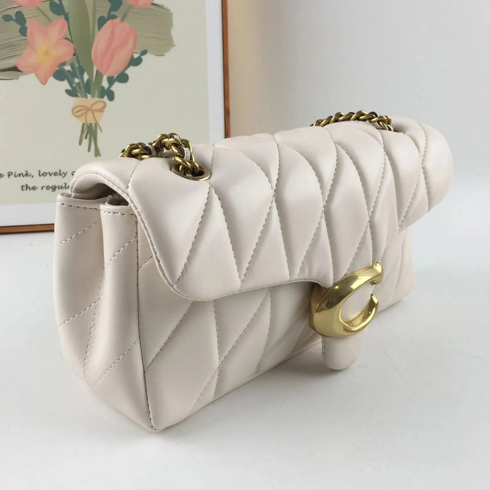 Coach Tabby 26 Quilted Shoulder Bag Leather White/Gold CP150 outlet New